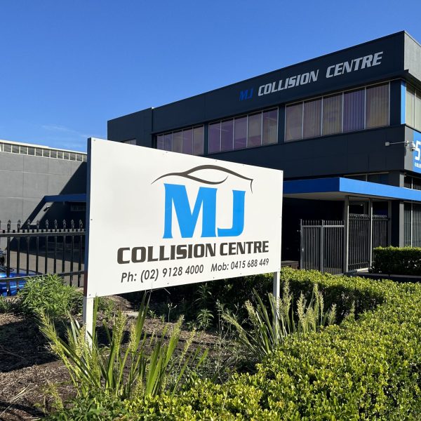 MJ COLLISION CENTRE MJ COLLISION CENTRE